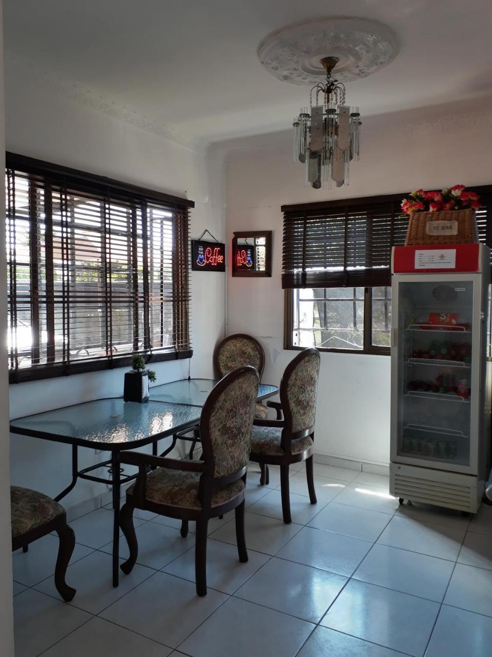 Hostal Compostela Inn Давид Екстериор снимка